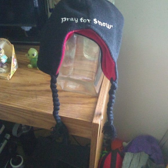 ULLR Beanie - Picture 2 of 2